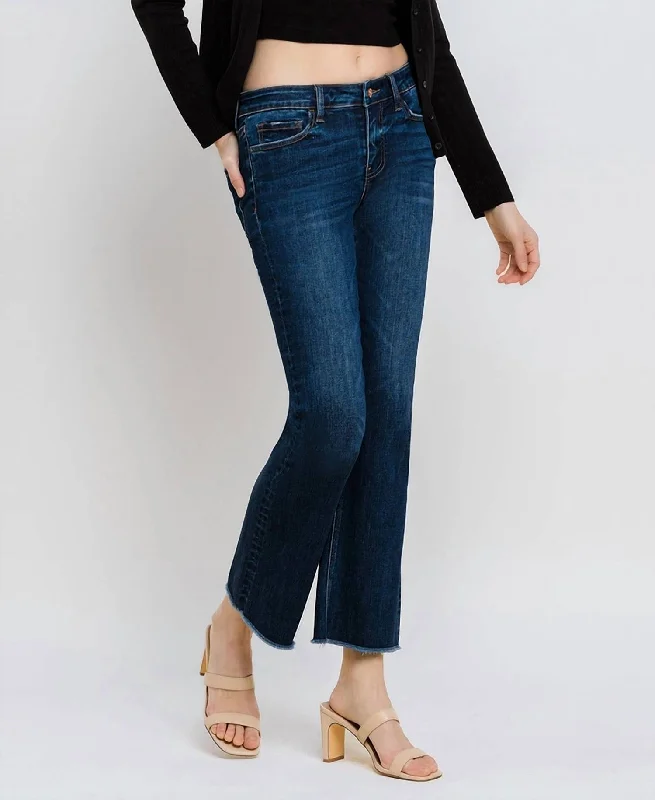 Stylish Outerwear Clothing For Women Mid Rise Raw Hem Kick Flare Jeans In Dark Wash