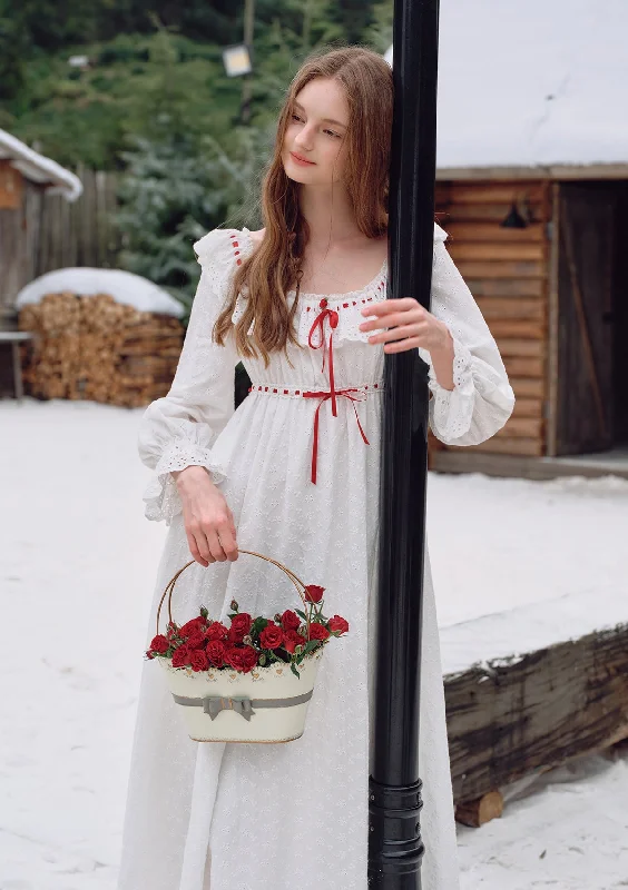 Hot Picks Curve & Plus Berry's Bedroom Nightdress
